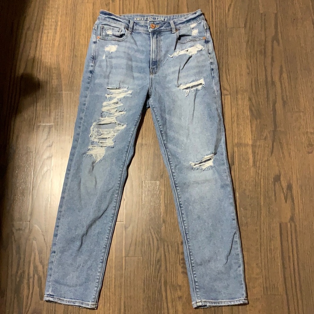 American Eagle Mom Jean